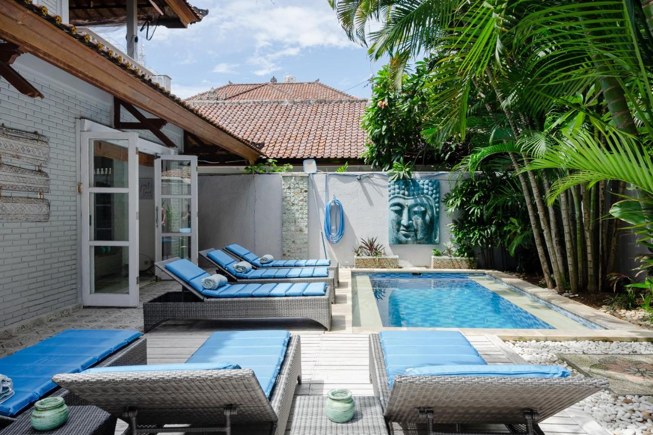 Tropical House - Legian - B&B Legian