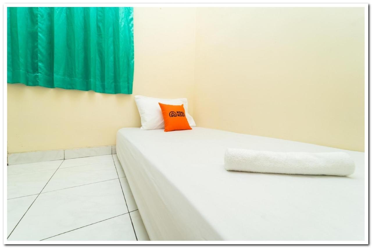 B&B Bandung - Koolkost Near Universitas Maranatha 2 Bandung - Minimum Stay 30 Nights - Bed and Breakfast Bandung