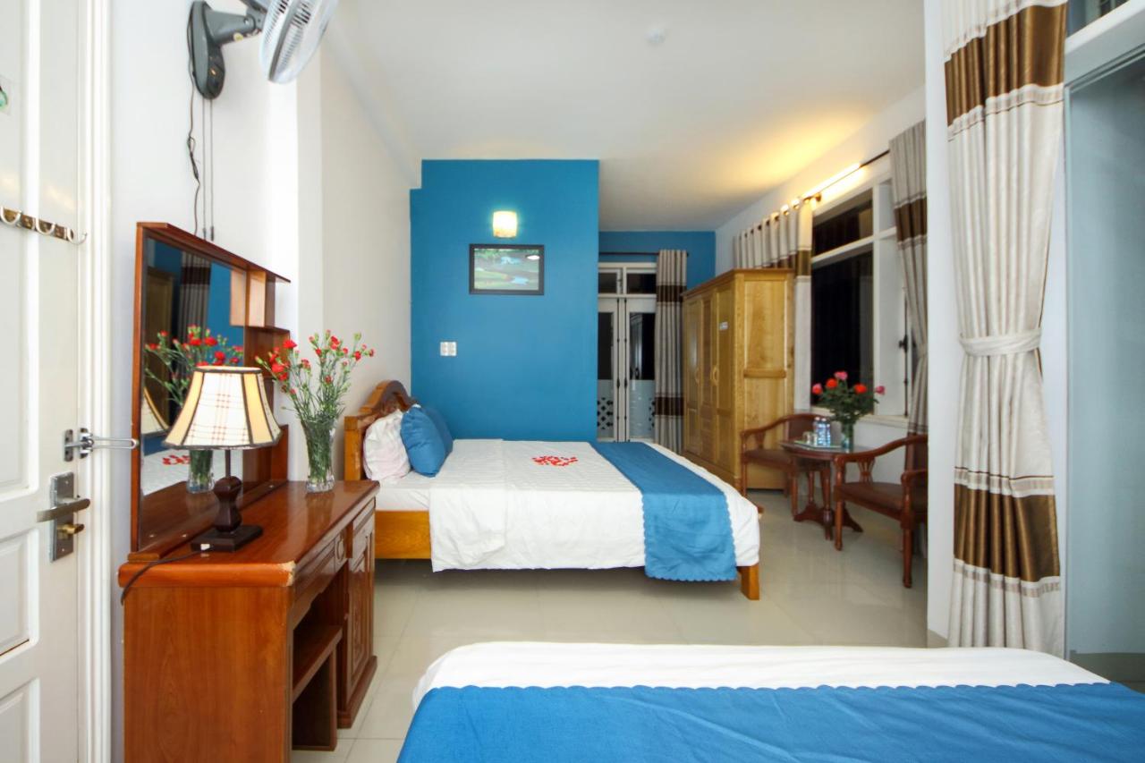 Vierbettzimmer mit Balkon