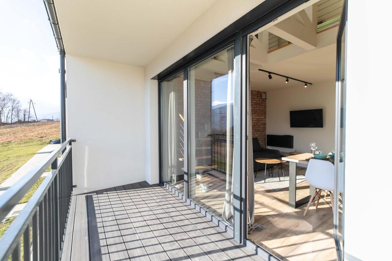 Apartment with Balcony - Słoneczna Góra 17