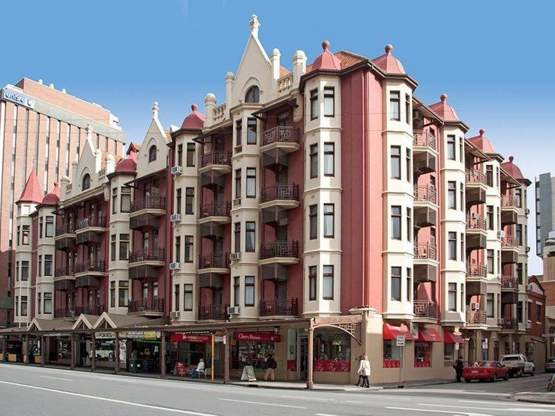 Boutique Apartment in The Heart of Adelaide CBD - B&B Adelaide