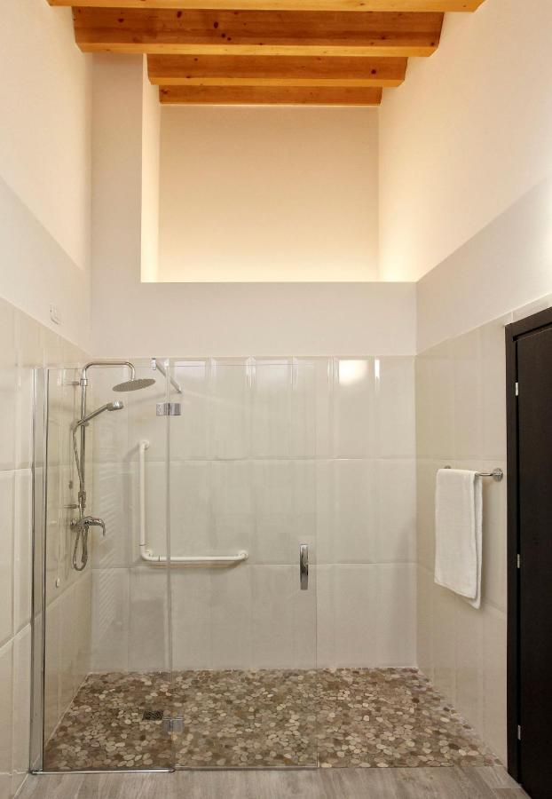 Großes Doppelzimmer