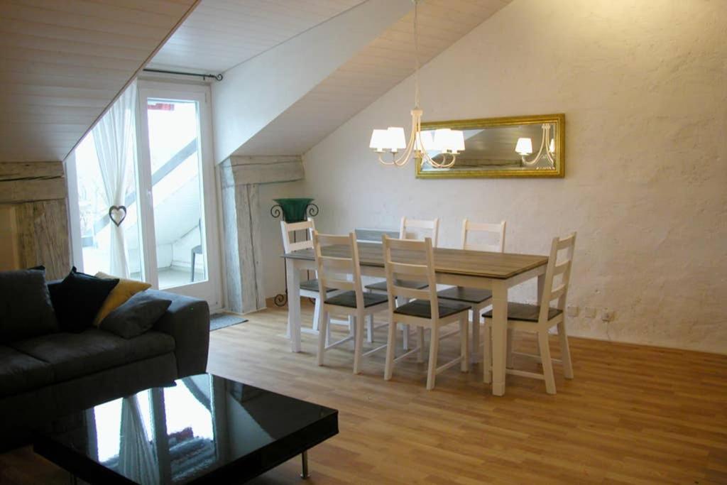 B&B Nidau - Joline private guest apartment downtown Nidau - Bed and Breakfast Nidau