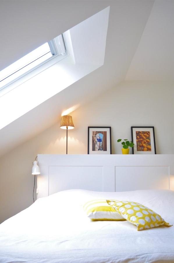 Standard Twin Room with Shared Bathroom