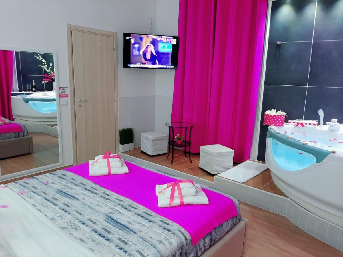 Queen Room with Spa Bath