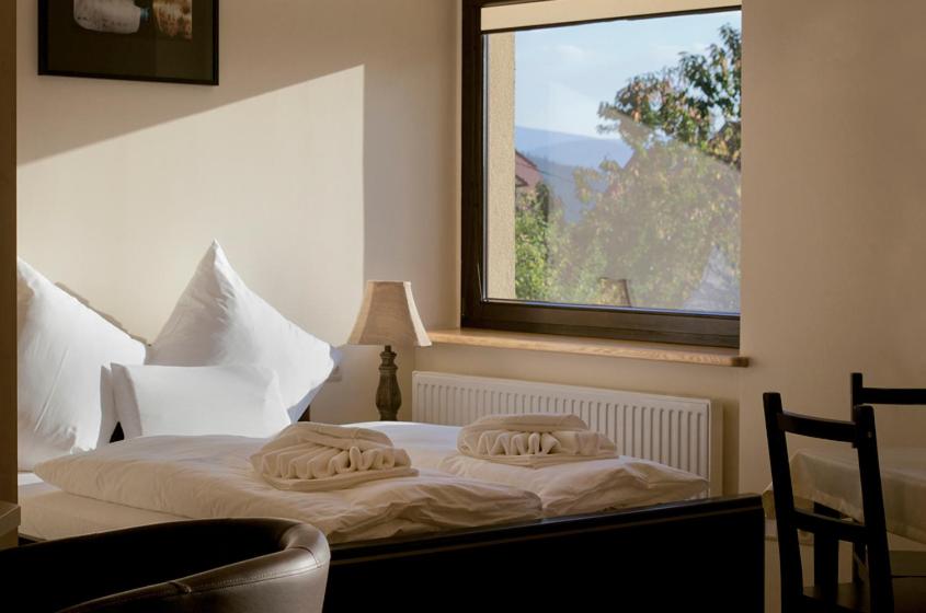 Familienzimmer (2 Erwachsene + 2 Kinder)