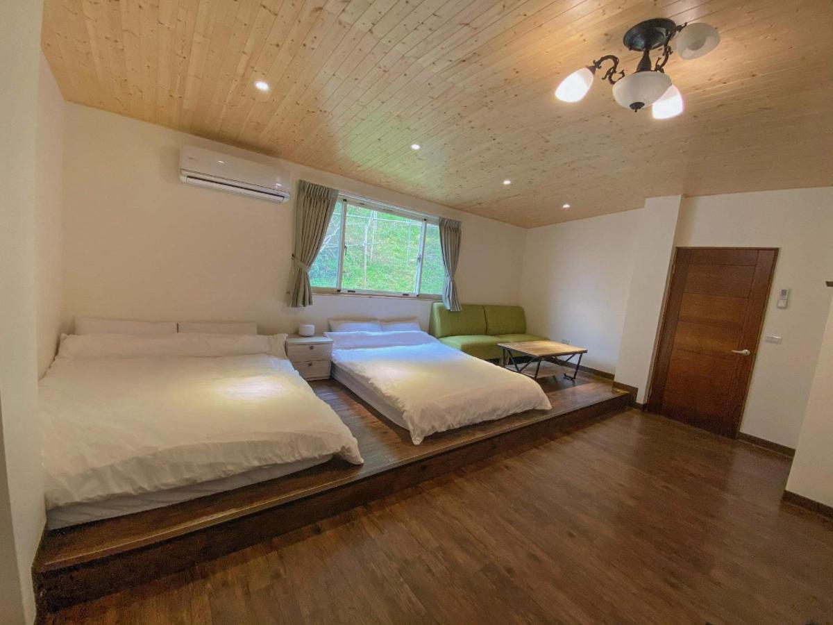 Quadruple Room with Private Bathroom