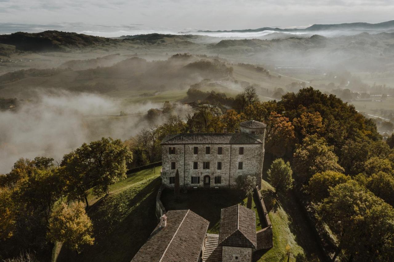 Castello di Viano - B&B Viano
