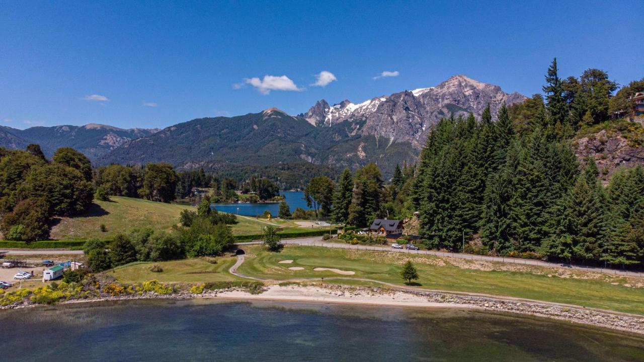 B&B Bariloche - Casa en Llao Llao con vista al lago y campo de golf - Bed and Breakfast Bariloche