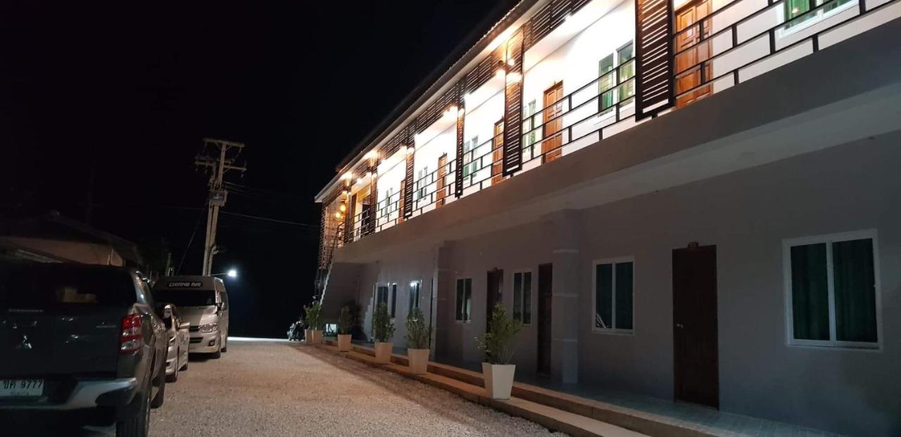 เชียงคาน เรสติ้ง เพลส - B&B