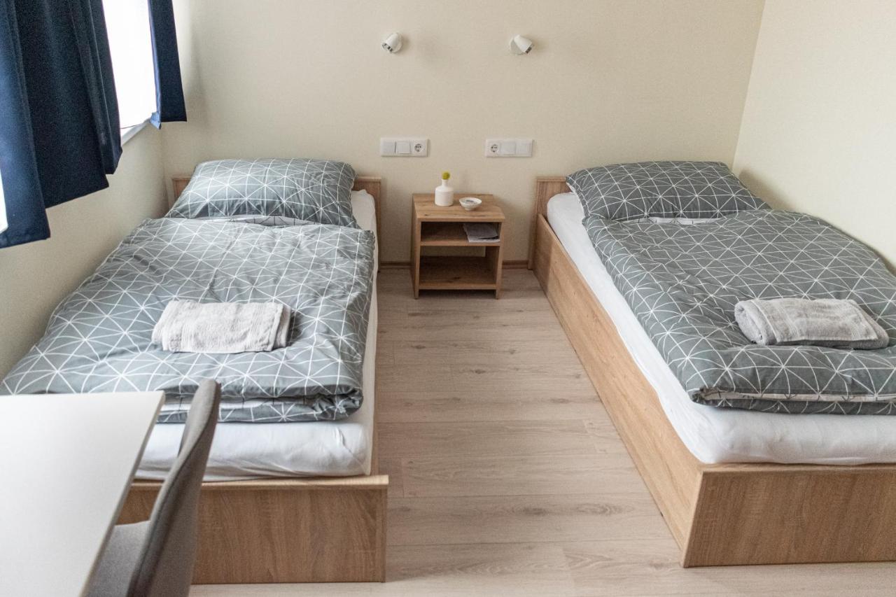Zweibettzimmer mit eigenem Bad