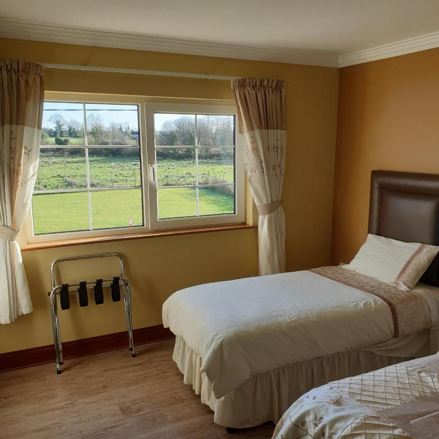 Chambre Triple avec Salle de Bains Privative