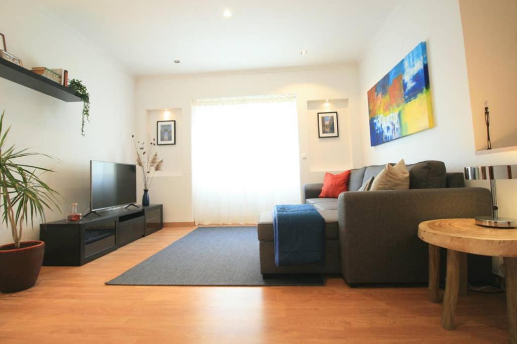 D. João I Apartment - Ferienwohnung Almada