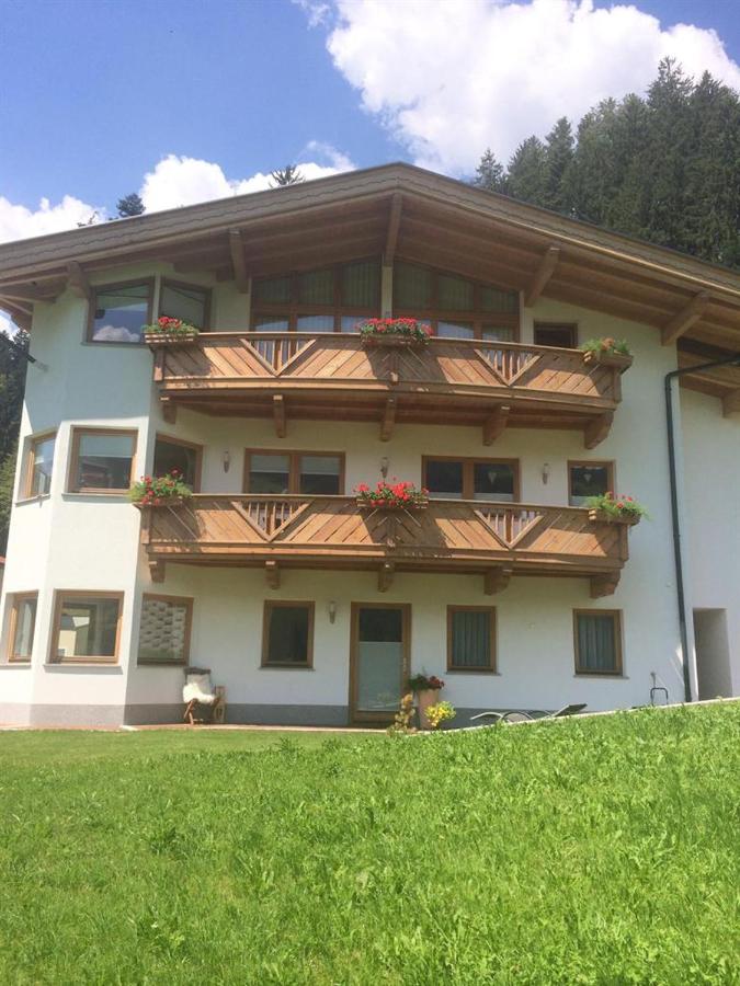 Ferienwohnung Marina - B&B Schwendau