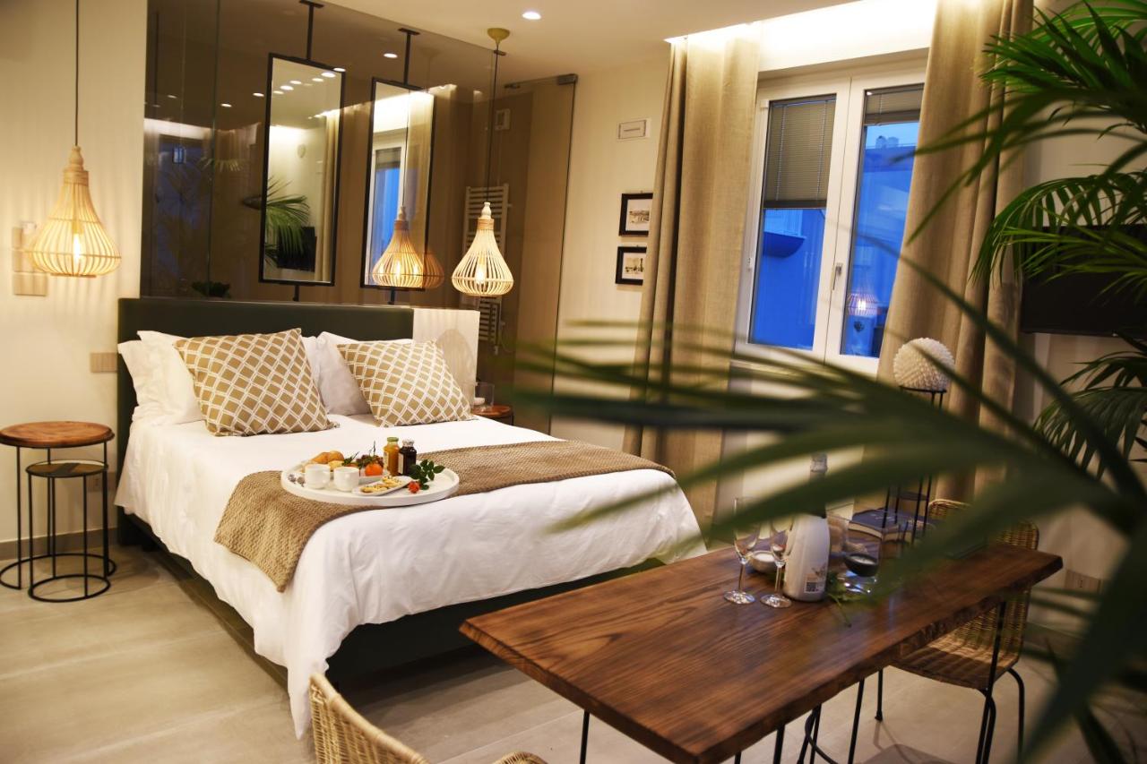 Deluxe Double Room with Sea View