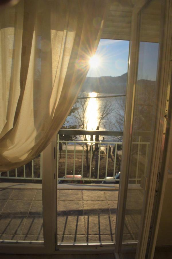 B&B Kastoria - Kastoria apartment μπροστά στη λίμνη στο κέντρο - Bed and Breakfast Kastoria
