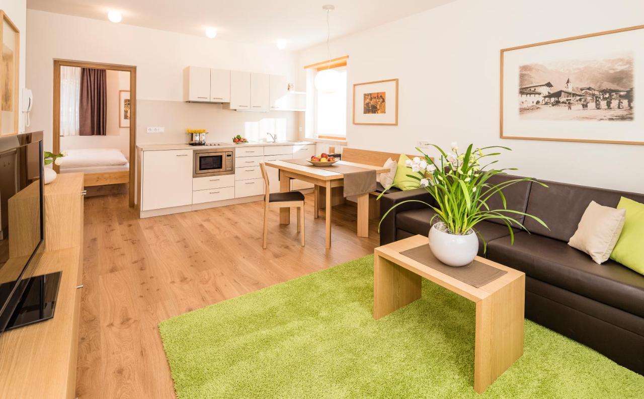 Deluxe Two-Bedroom Apartment with Balcony