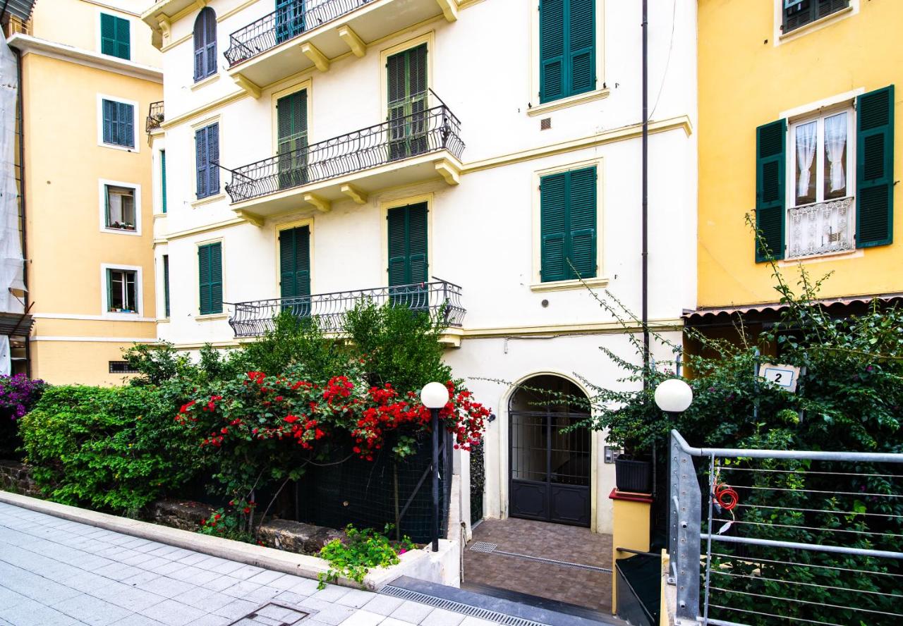 Sanremo Grand Central Apartment - Bed and Breakfast