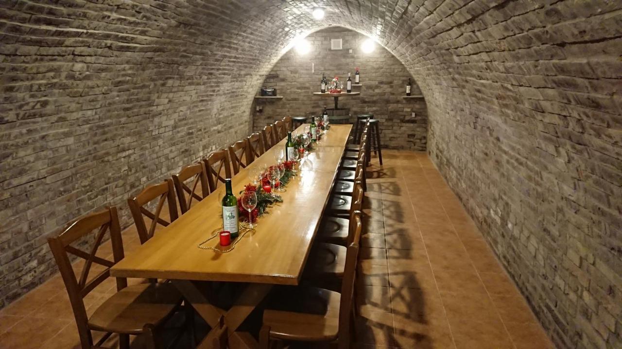 Sklep Lada - B&B Moravský Žižkov