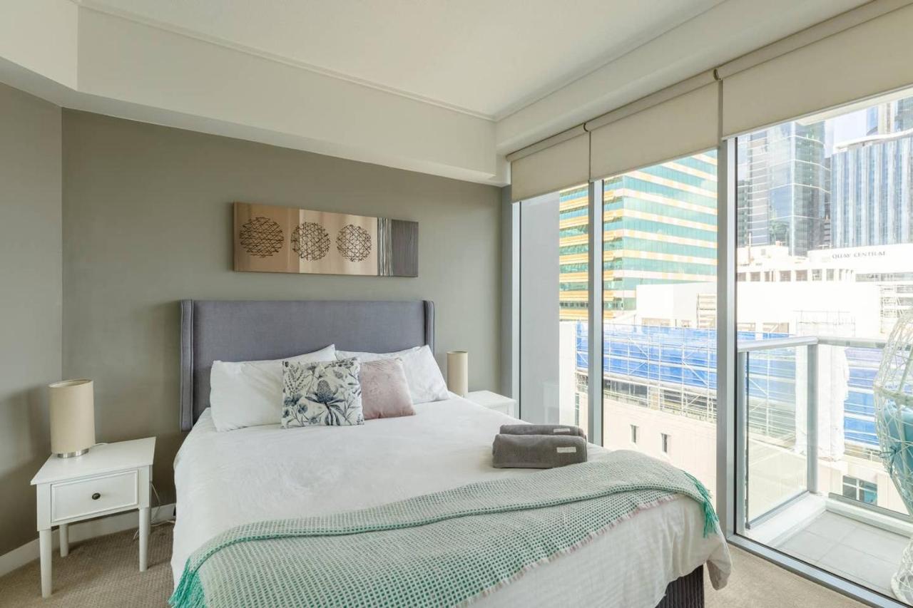 Premium Two-Bedroom Apartment with River View