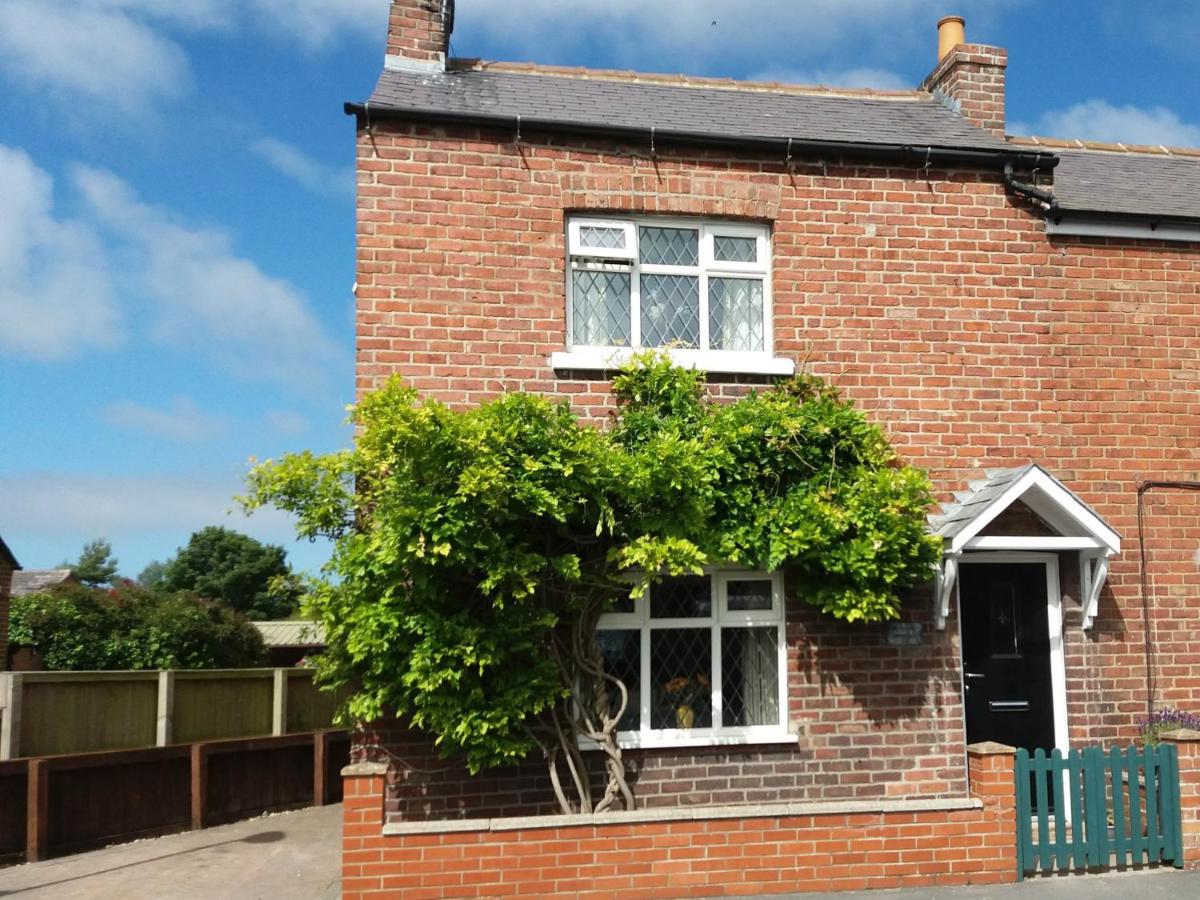 B&B Filey - Sunnyside Cottage - Bed and Breakfast Filey
