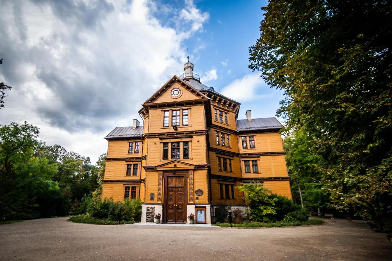 Pałac Myśliwski w Antoninie - Chambres d’hôtes