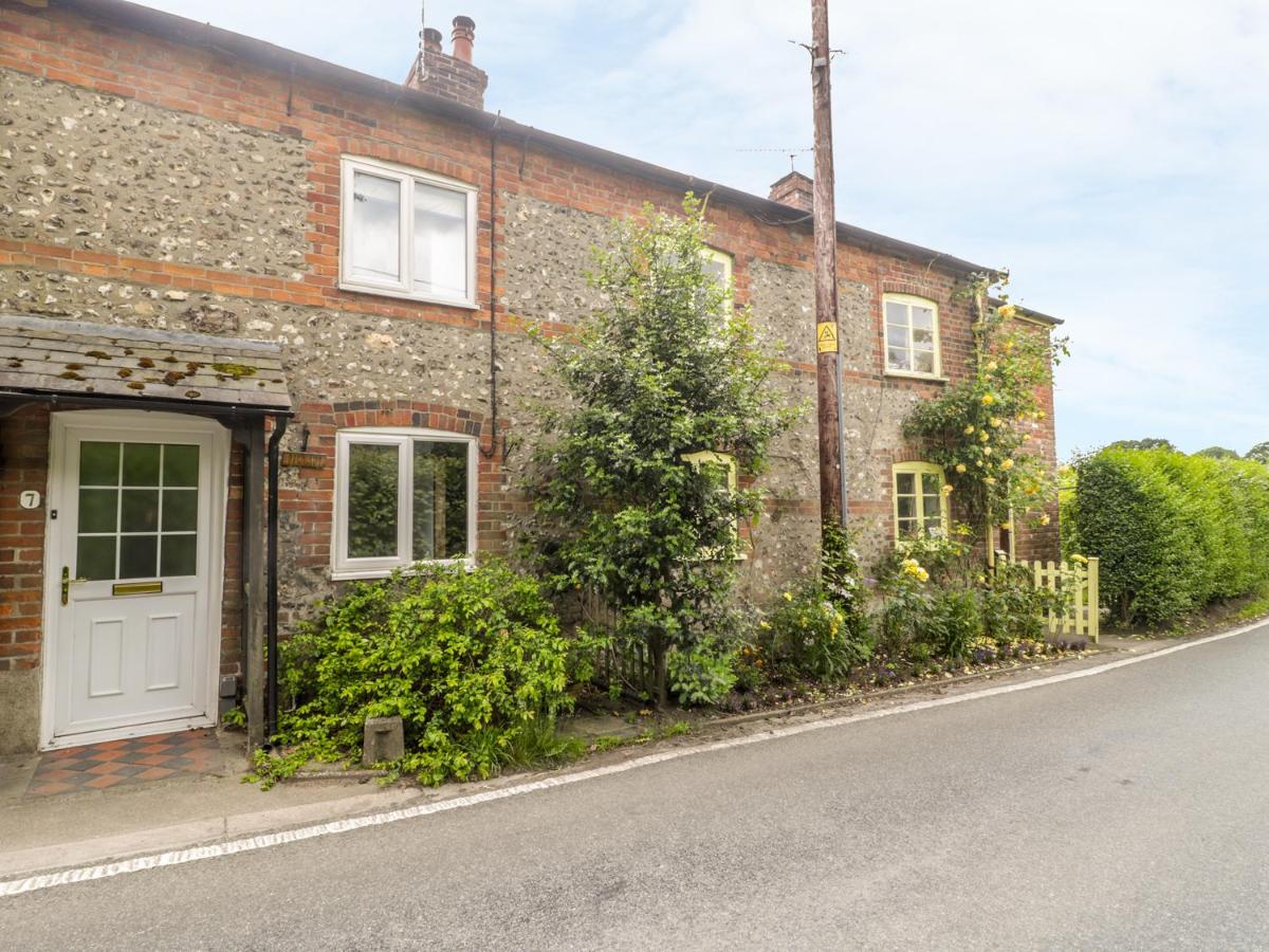 B&B Shillingstone - Apple Tree Cottage - Bed and Breakfast Shillingstone