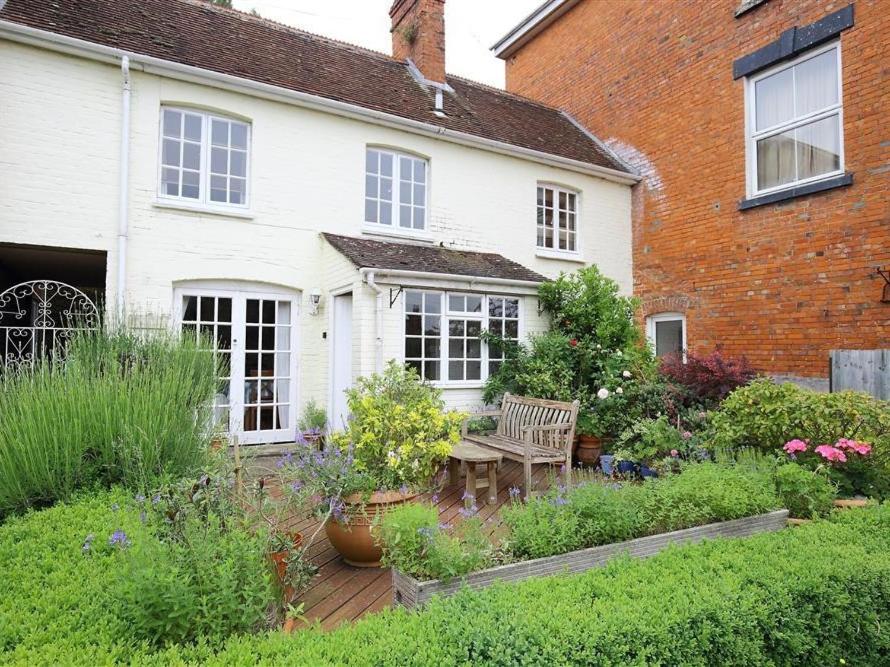 B&B Tisbury - The Mews Cottage - Bed and Breakfast Tisbury
