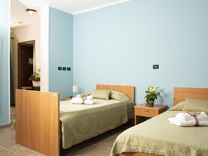 Triple Room with Balcony