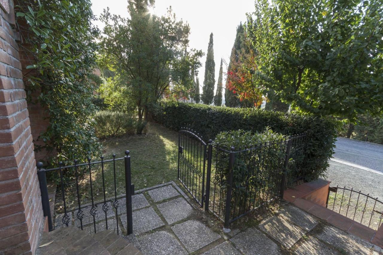 Apartment mit Garten