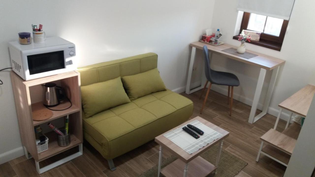 Single Suite Apartment - B&B