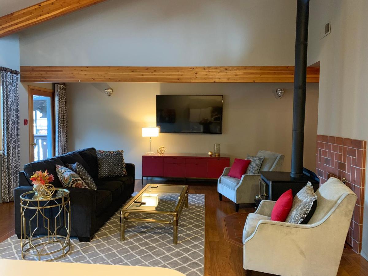 B&B Leavenworth - Der Sportsmann Suites - Bed and Breakfast Leavenworth