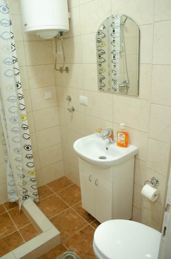 Radoš - Nova gradnja - Stan na dan - Bed and Breakfast Gornji Milanovac