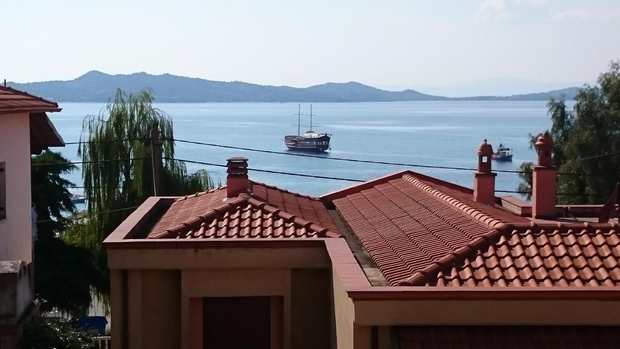 Ferienapartment At Home Ouranoupolis - B&B Ouranoupoli