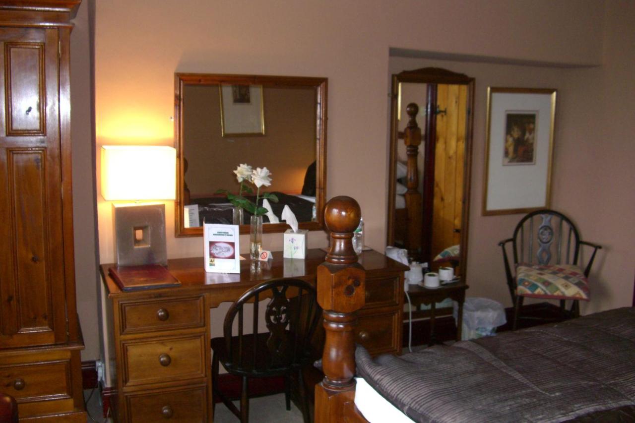 Chambre avec Salle de Bains Privative et Lit Extra Large