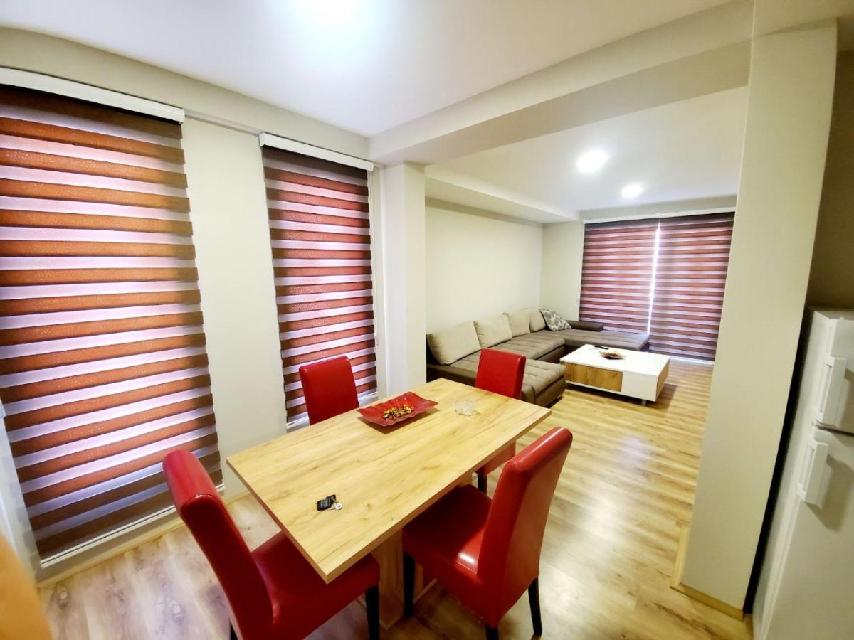 Apartamento con balcón