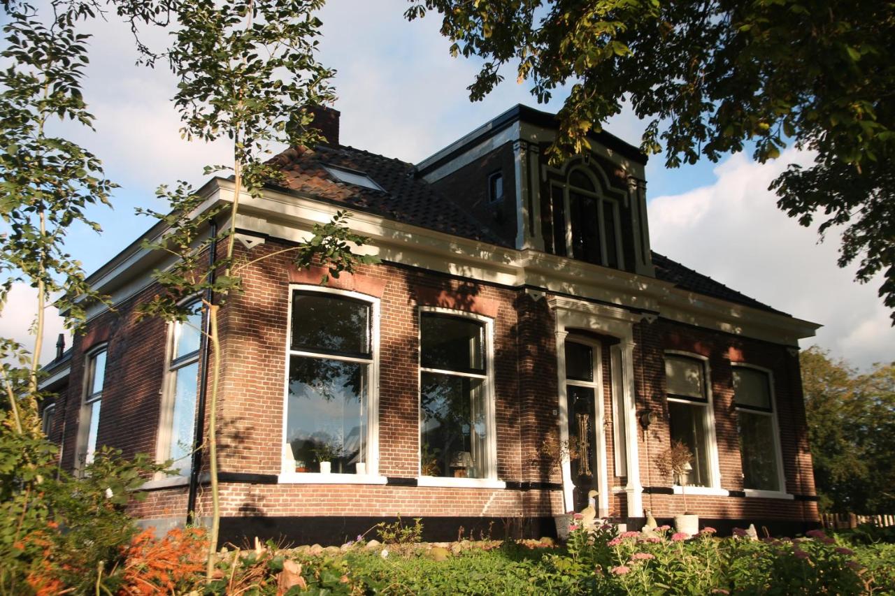 B&B Gerkesklooster - Onder De Boom - Bed and Breakfast Gerkesklooster