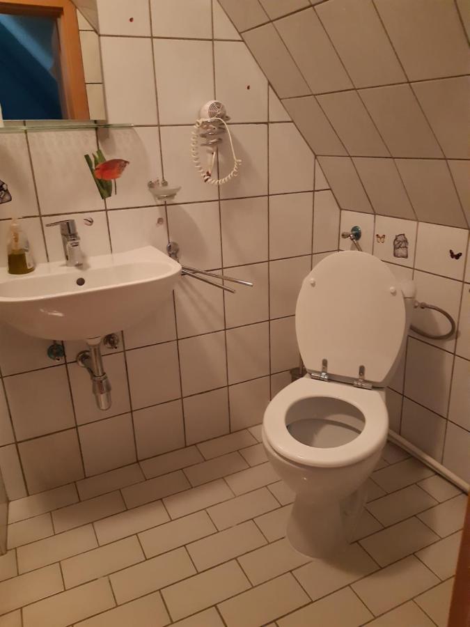Chambre Familiale avec Salle de Bains Commune