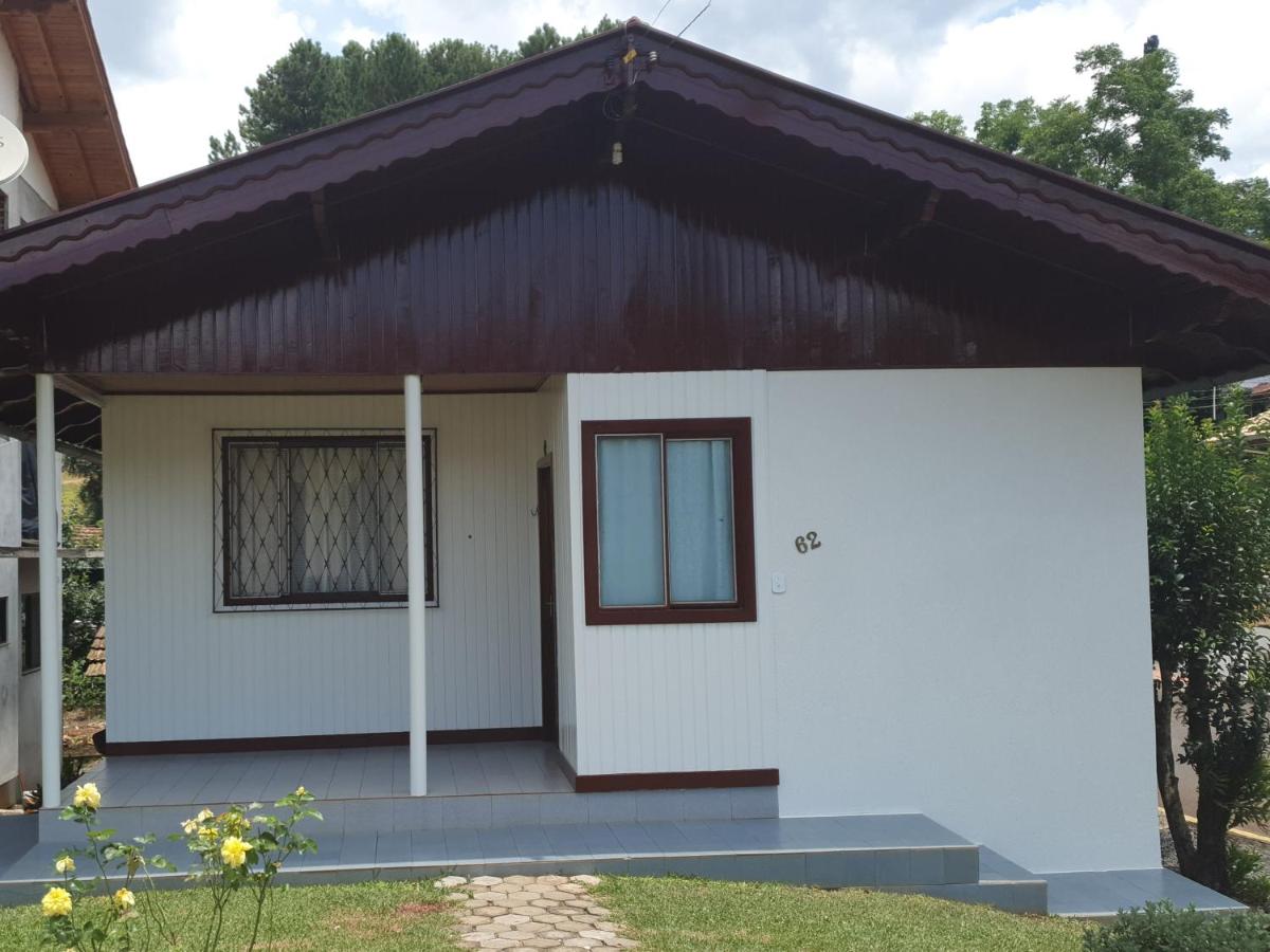 Casa de Ferias Dona Inês - B&B Treze Tílias