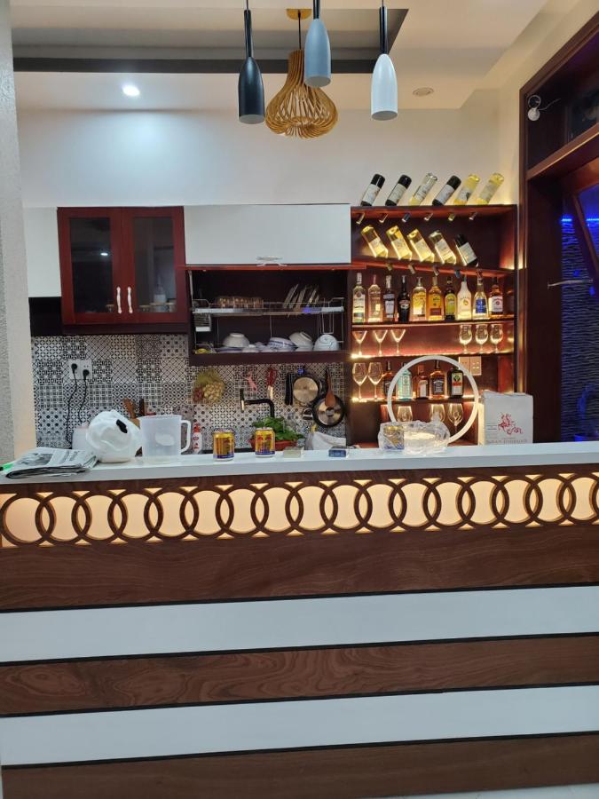 Monkey Homestay & Bar - B&B