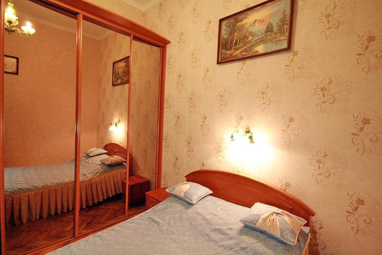 Apartment - Slovatskogo Street 16