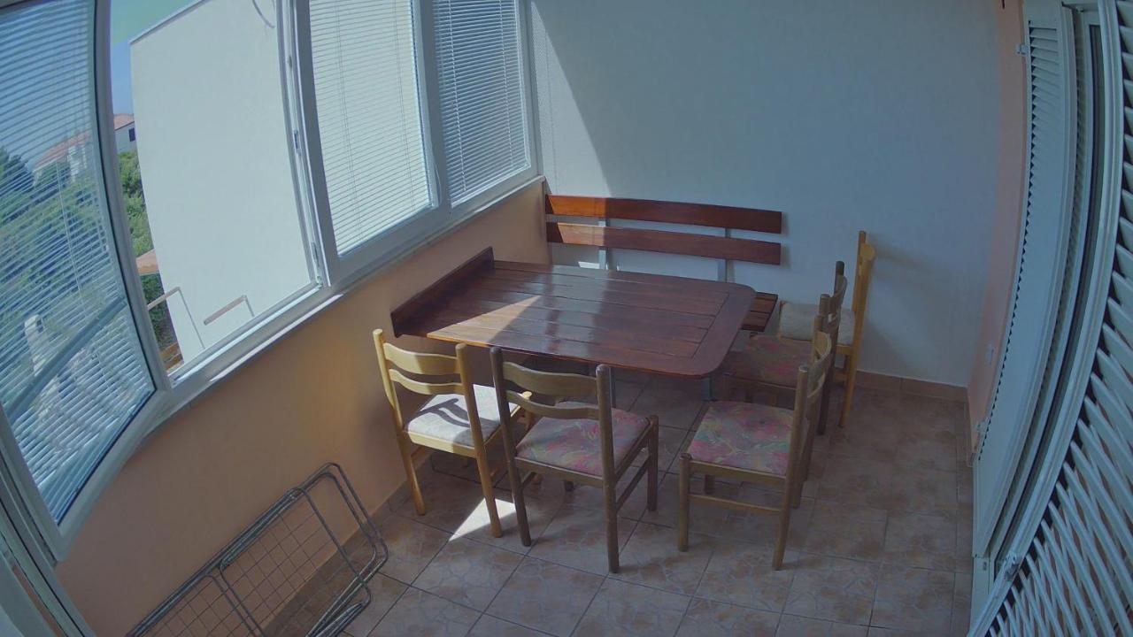 Appartamento con 2 Camere da Letto con Balcone e Vista Mare (5 Adulti)