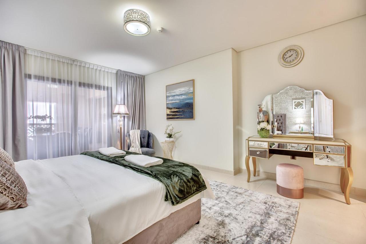Three-Bedroom Superior Apartment