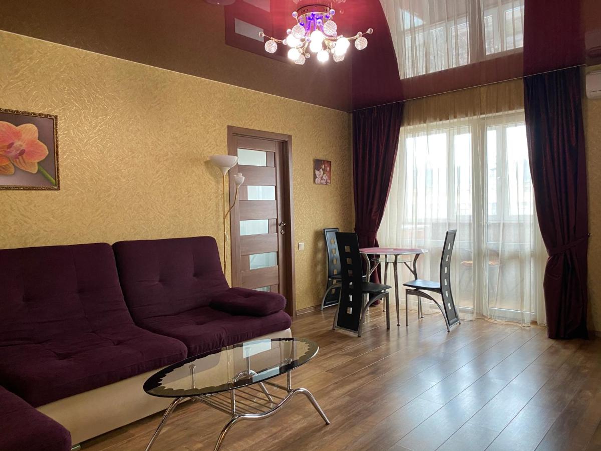 New apartments with panoramic views on Avenue Nauky - B&B Jarkov