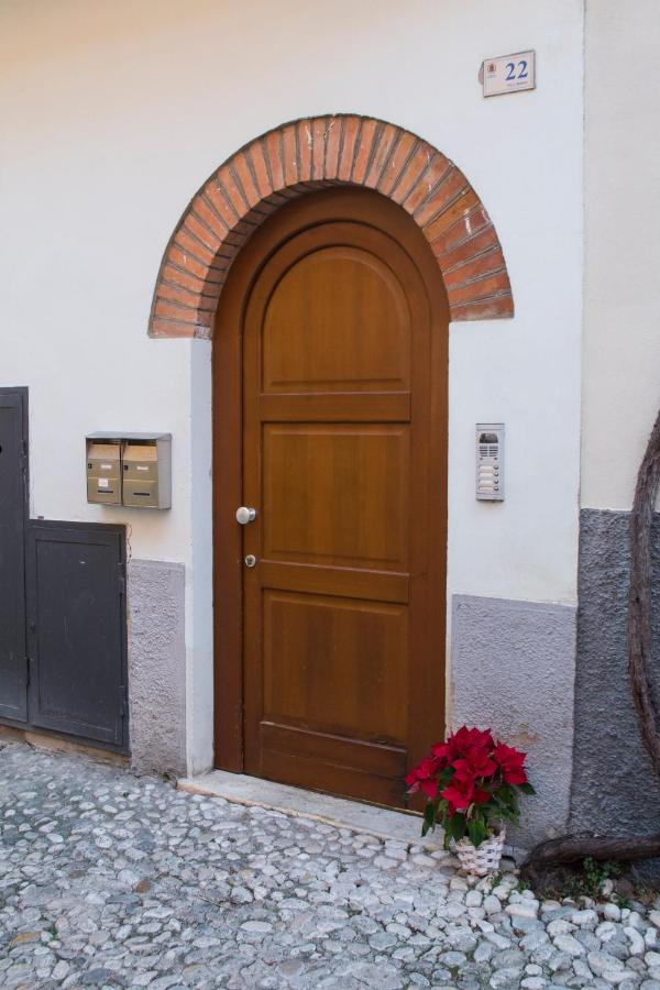 la terrazza del borgo con parcheggio - Ferienwohnung Malcesine