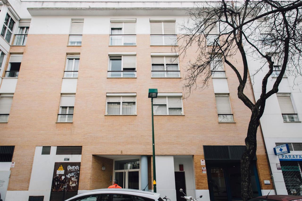 Reformed and bright- 2Bdr 1Bth- Nervion - B&B
