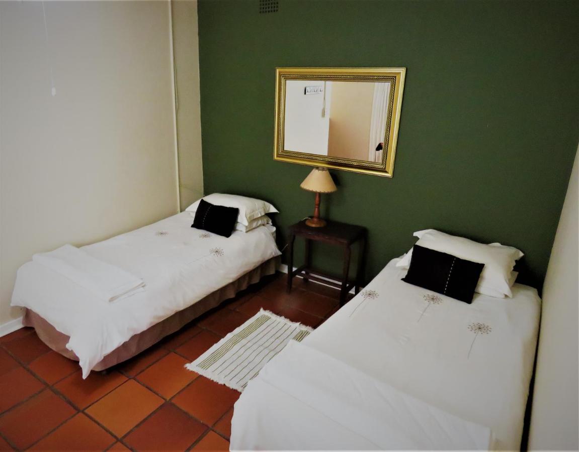 Chambre Familiale - Vue sur Jardin