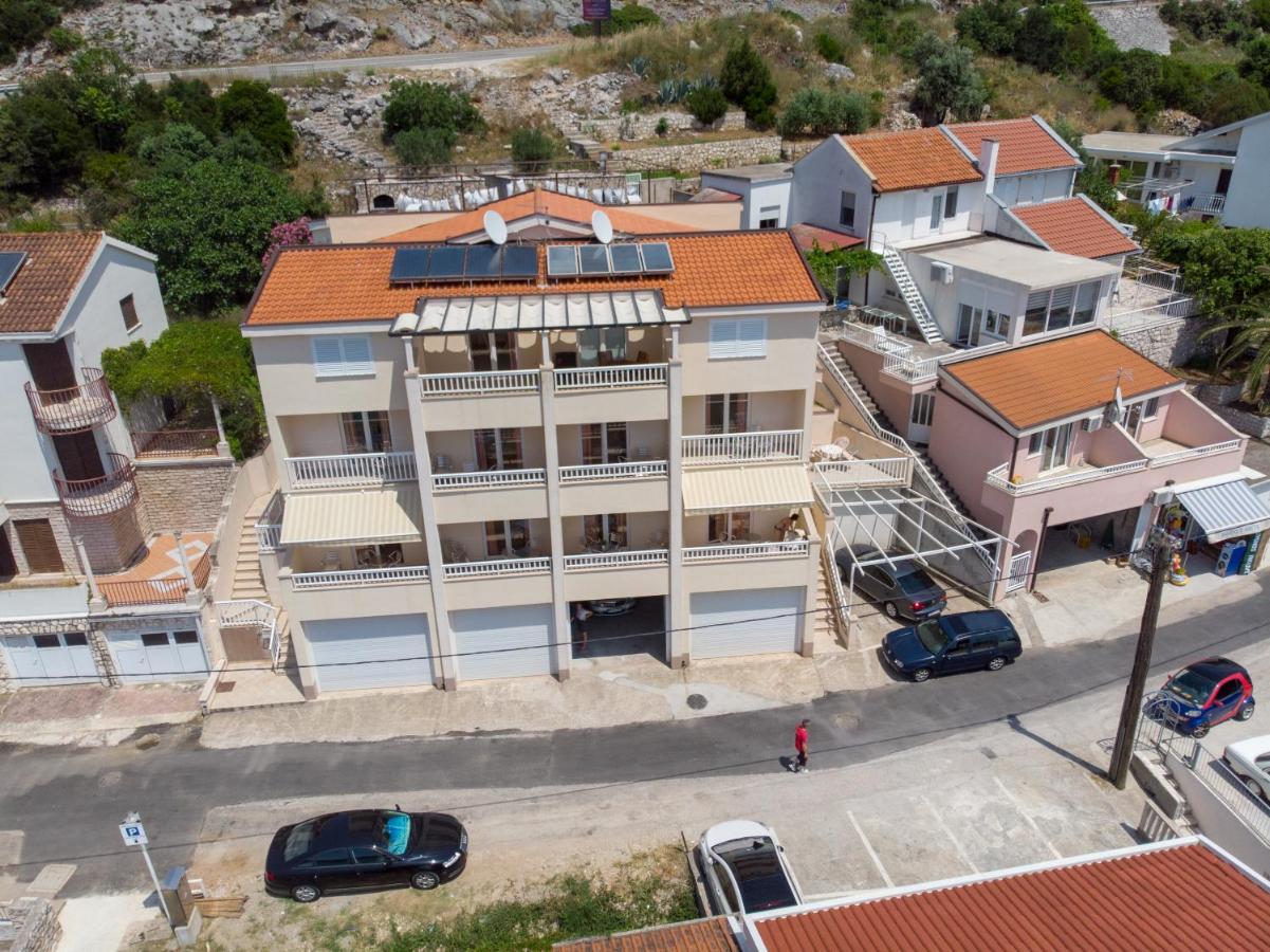 Studio Apartment with Sea View