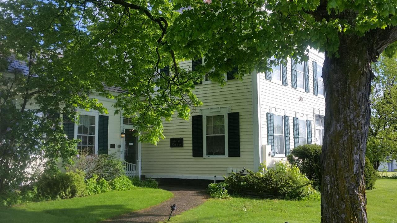 B&B Vergennes - Strong House Inn - Bed and Breakfast Vergennes