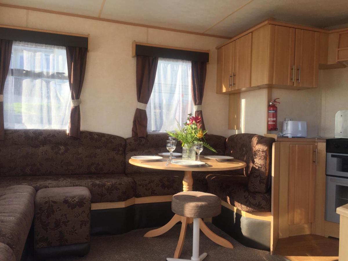 B&B Bideford - The 'Croyde' Caravan - Bed and Breakfast Bideford